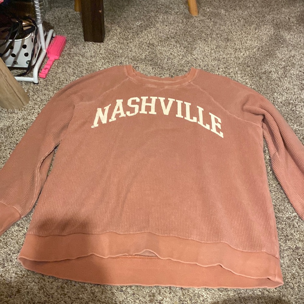 nashville crewneck